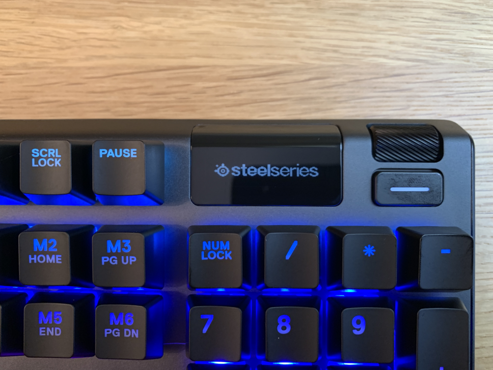 Teclado mecánico híbrido SteelSeries Apex 5 OLED