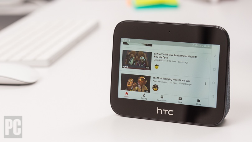 HTC 5G Hub 8