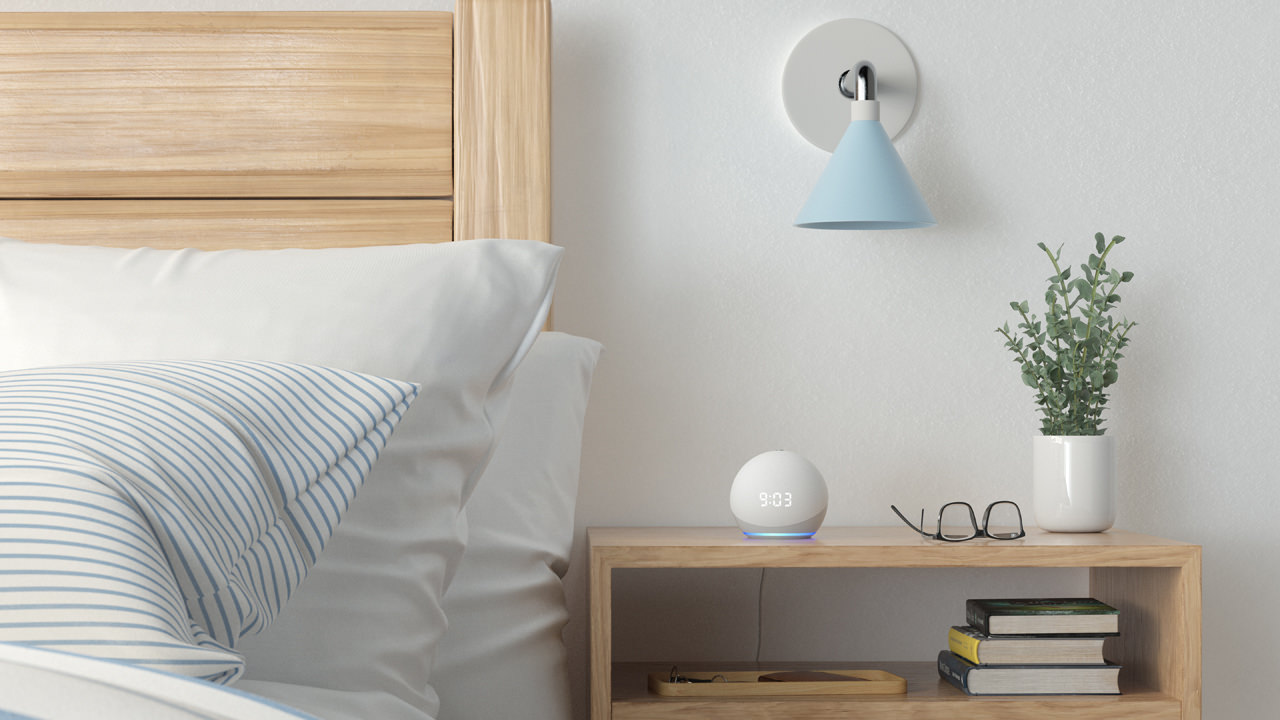 Echo Dot con reloj