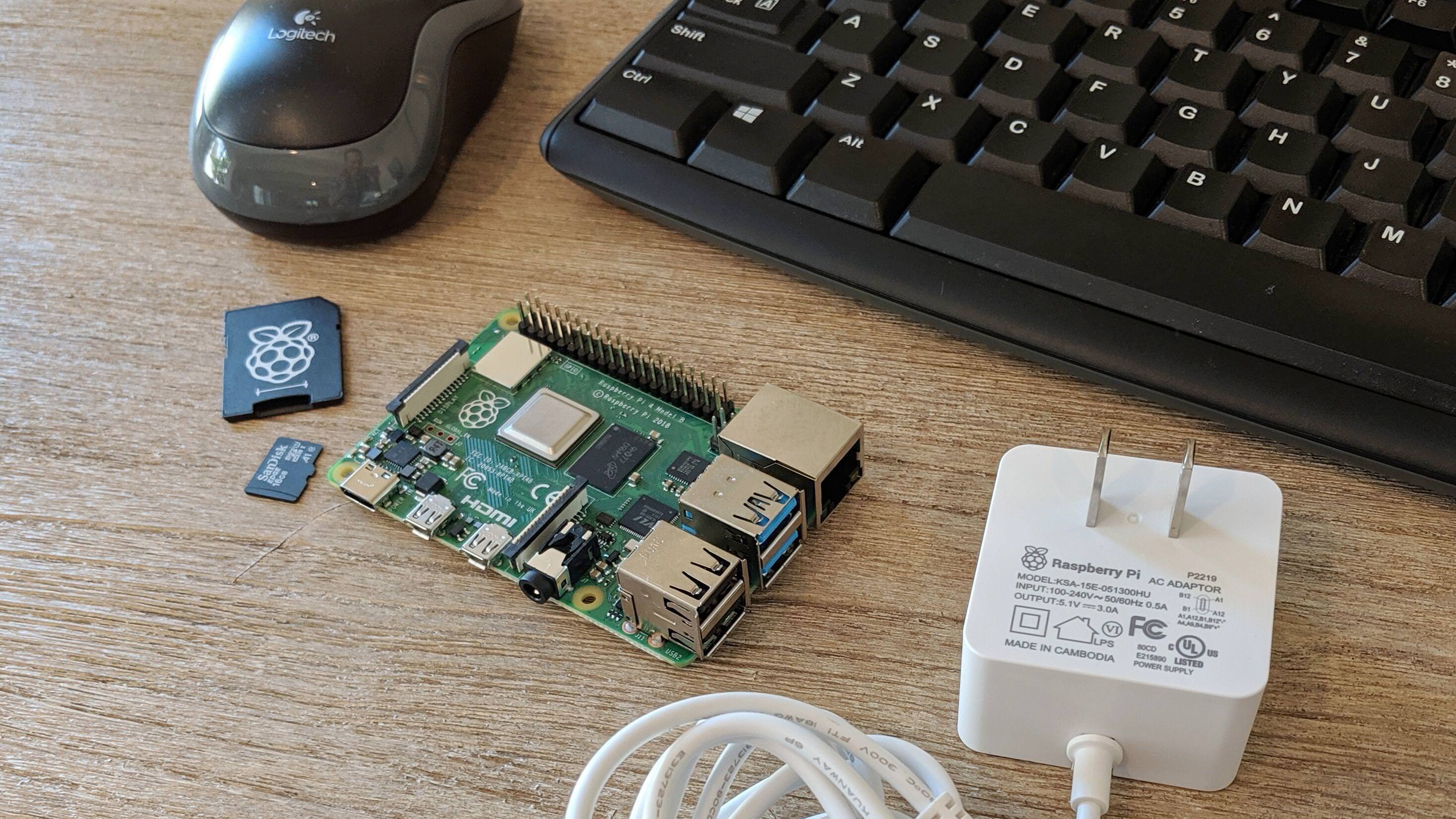 Imagen de Raspberry Pi y accesorios relacionados