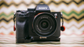 Imagen Sony E de Rokinon 24 mm F2.8 AF