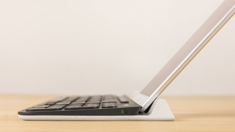 Imagen del teclado inalámbrico para varios dispositivos Logitech K780