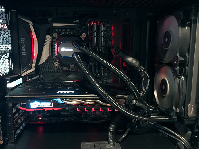 Imagen: MSI Z370 Gaming Pro Carbon AC (iluminación de construcción de prueba) .jpg